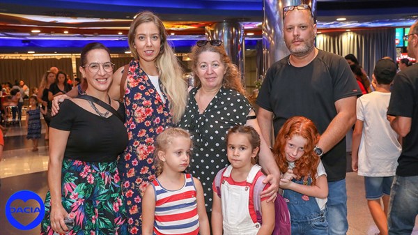 מועדון הסרט לחברי מועדון דאצ'יה - תמונת גלריה 5