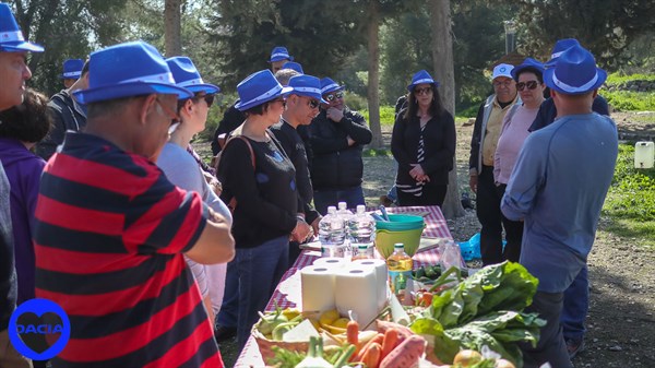 סדנת בישול בטבע לחברי מועדון דאצ'יה - תמונת גלריה 6