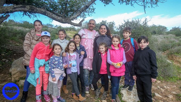 טיול נטיעות לחברי מועדון דאצ'יה - תמונת גלריה 13