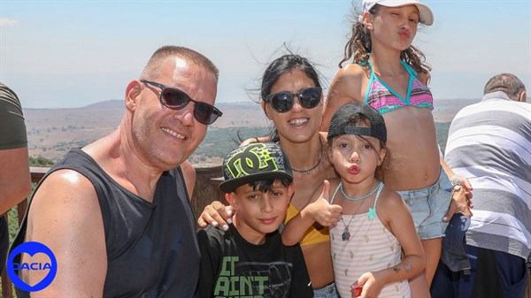 טיול מעיינות ברמת הגולן לחברי מועדון דאצ'יה - תמונת גלריה 13