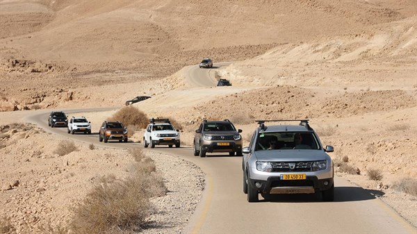 טיול שטח דאצ'יה דאסטר סובב נחל צין תמונת גלריה 3