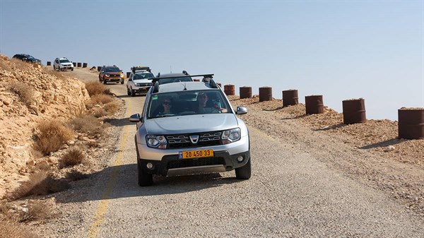 טיול שטח דאצ'יה דאסטר סובב נחל צין תמונת גלריה 5