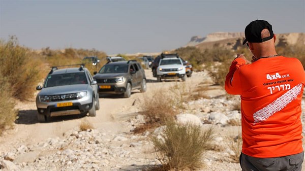 טיול שטח דאצ'יה דאסטר סובב נחל צין תמונת גלריה 10